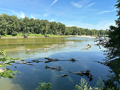 Upstream on the Wabash from high ridge